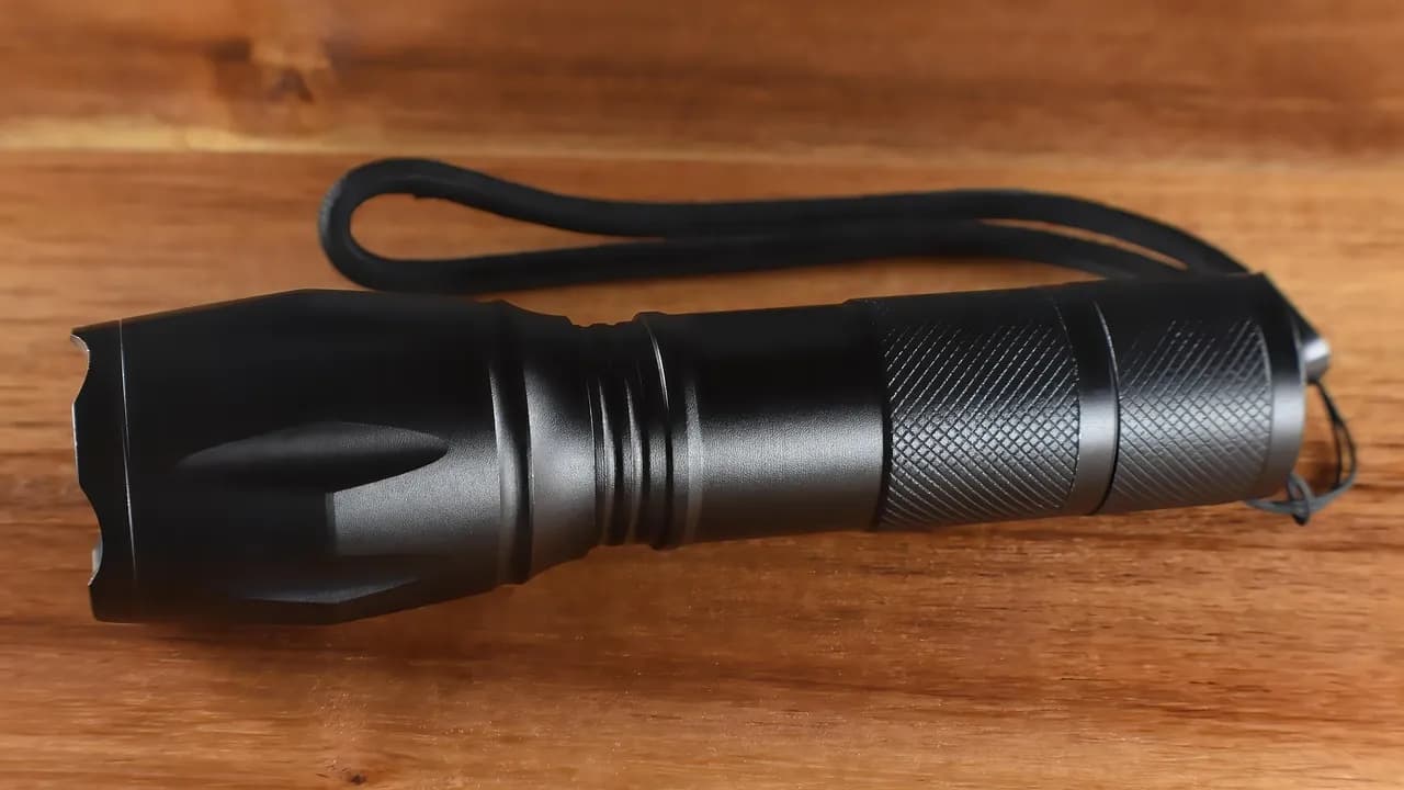 5 Essential Outdoor Gadget Gifts for Adventure Enthusiasts