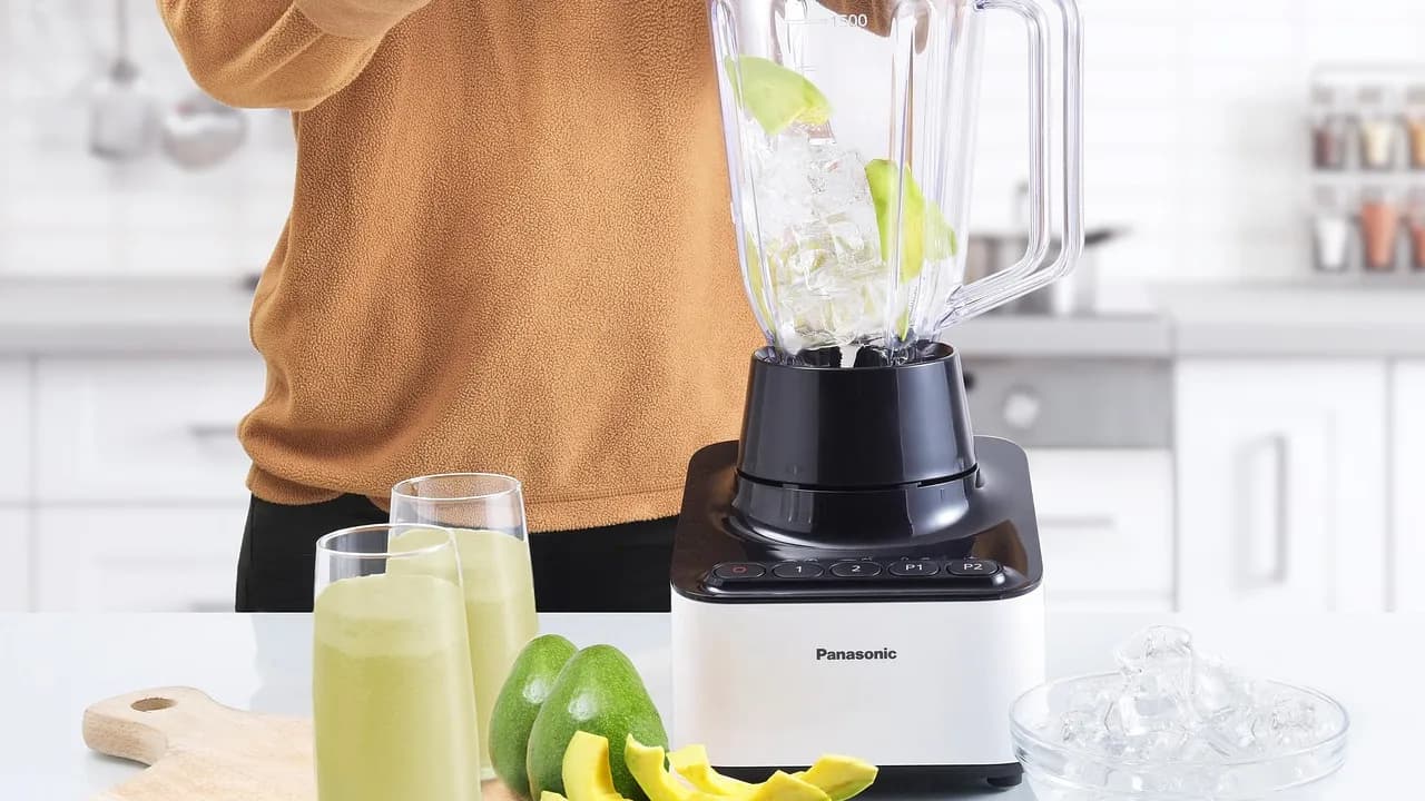 5 Kitchen Gadgets That Make Perfect Gifts for Home Chefs