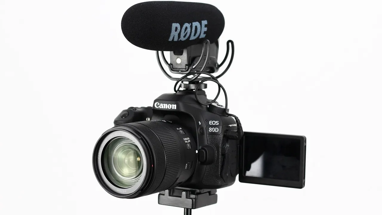 5 Must-Have Tech Gifts for Content Creators in 2025
