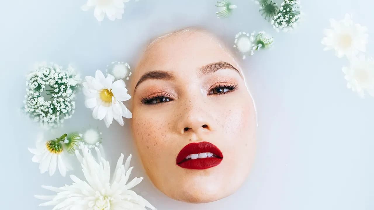 New Beauty Organizers and Tools for a Flawless Vanity in 2026